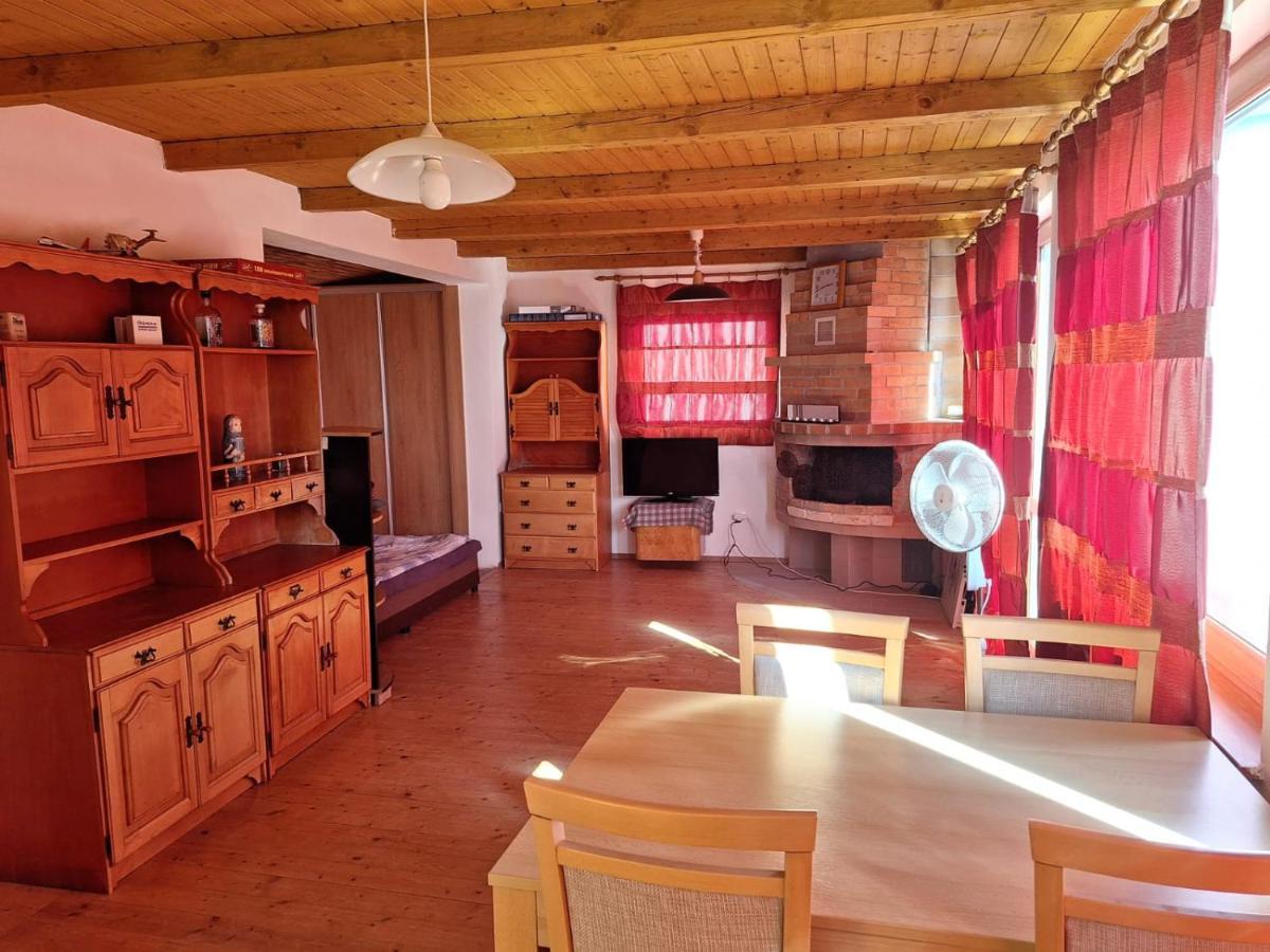 Sunset House Piestany Bungalow Banka Экстерьер фото